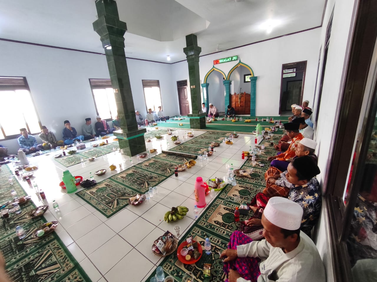 KEGIATAN PENGAJIAN RUTIN TINGKAT DESA CIBUNGUR